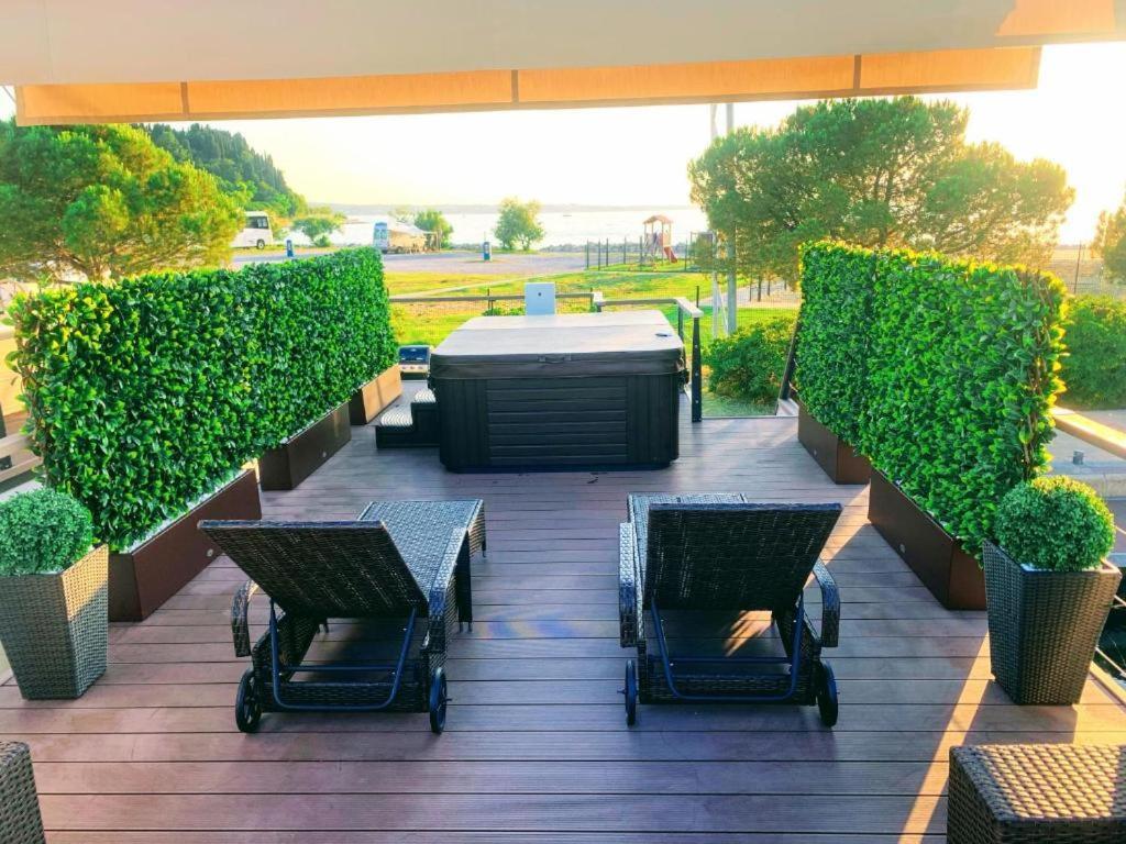 Floating Sea House Aurora Villa ปอร์โตรอซ ภายนอก รูปภาพ